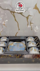 Ensemble tasses et sous-tasses en porcelaine